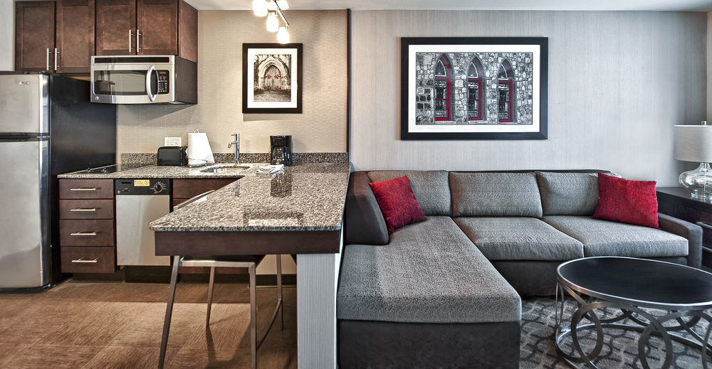 Residence Inn By Marriott Boston Logan Airport/Челси Экстерьер фото